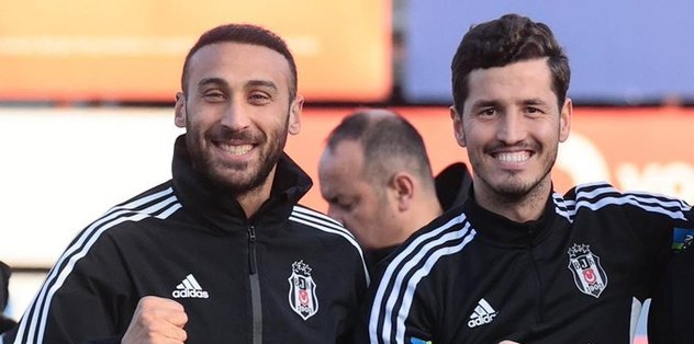 Beşiktaş'ta Salih Uçan ve Cenk Tosun bilmecesi